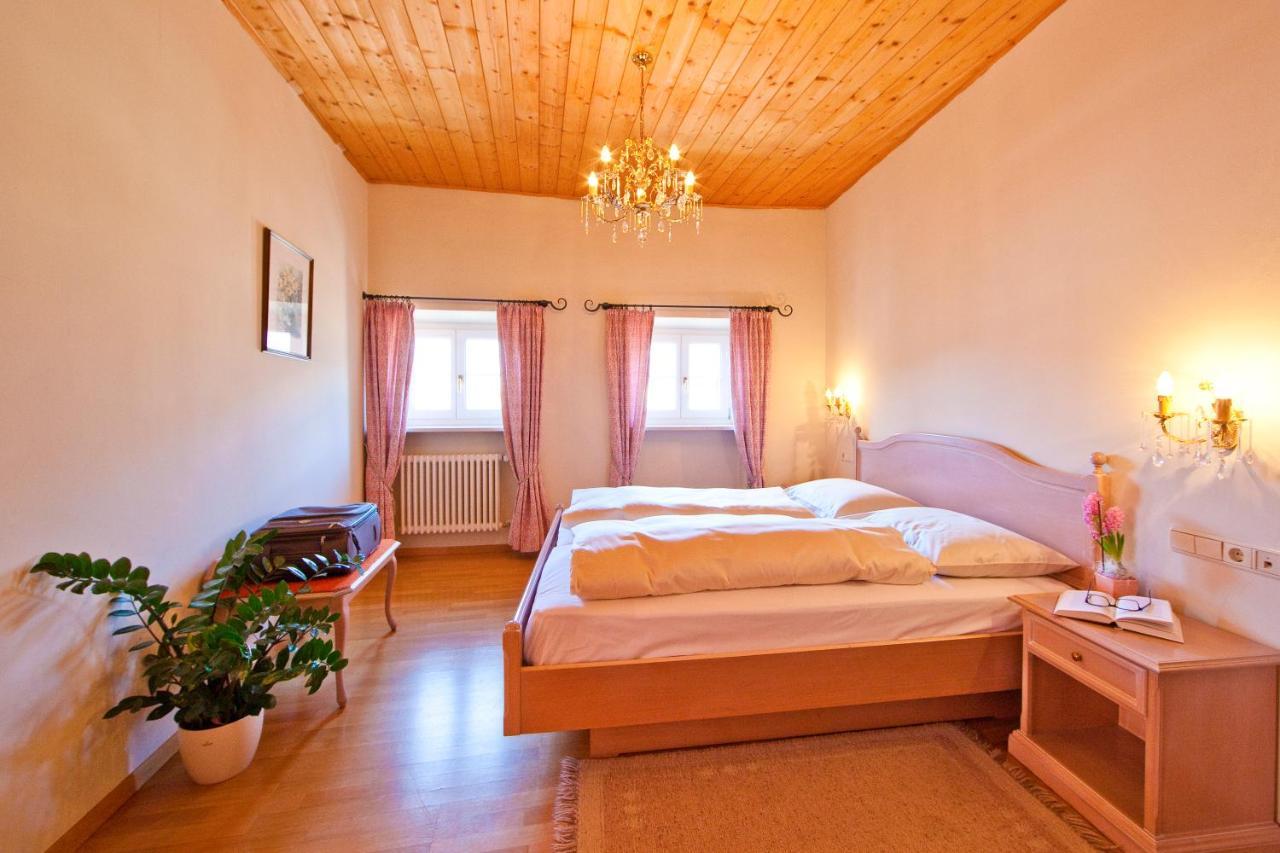 Hotel Elefant Ora / Auer Экстерьер фото