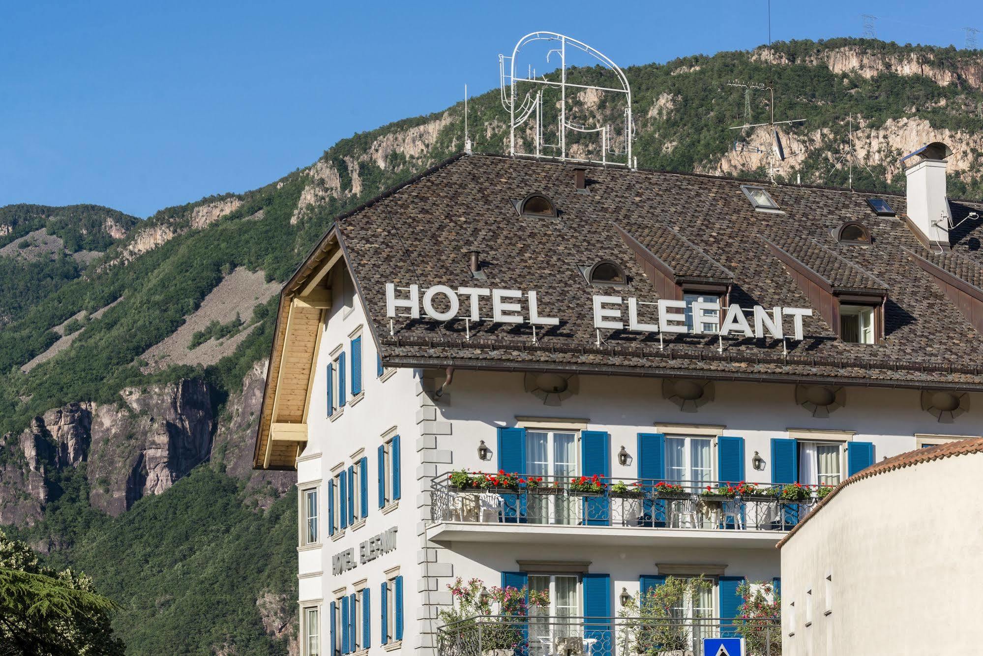 Hotel Elefant Ora / Auer Экстерьер фото