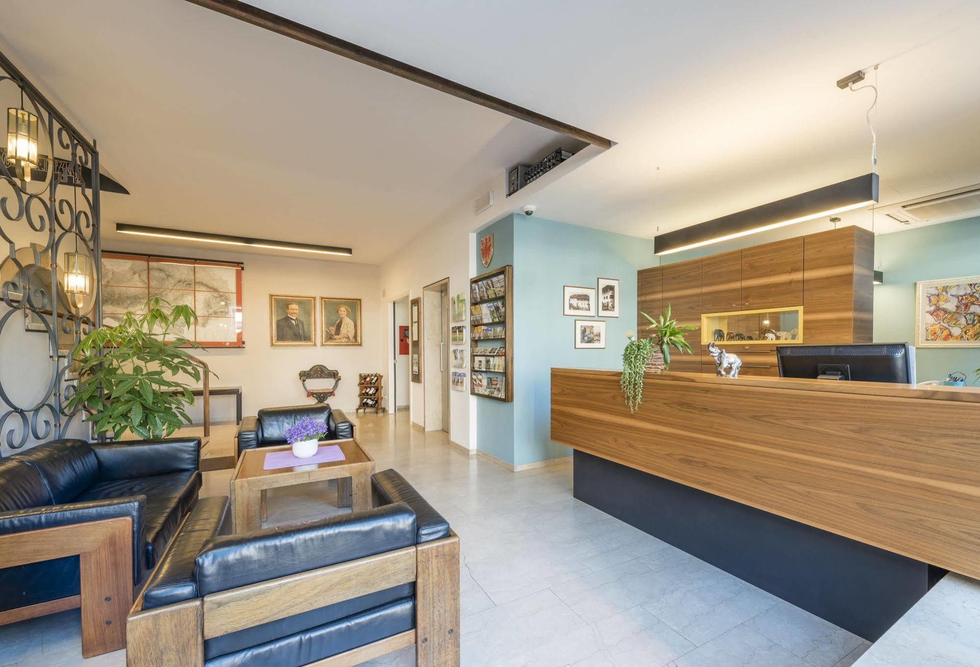 Hotel Elefant Ora / Auer Экстерьер фото